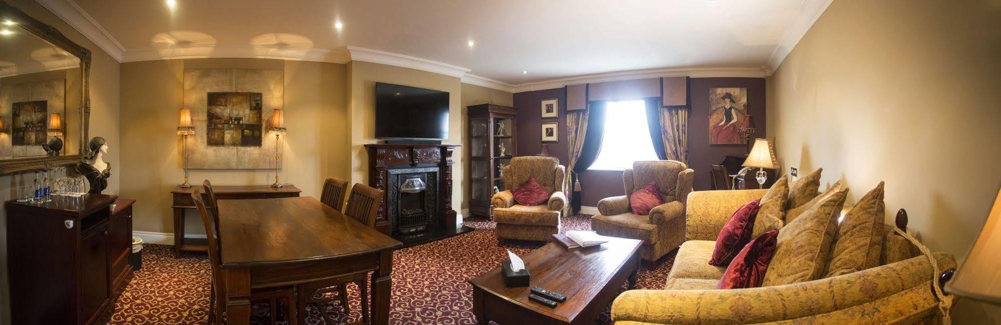 Canal Court Newry Extérieur photo