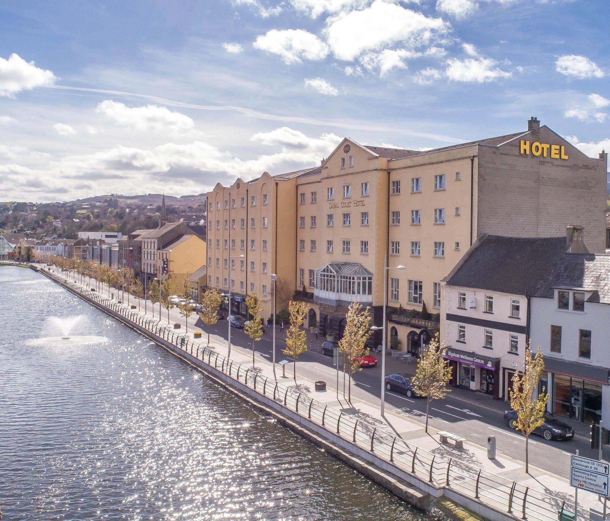 Hotel Canal Court à Newry Extérieur photo